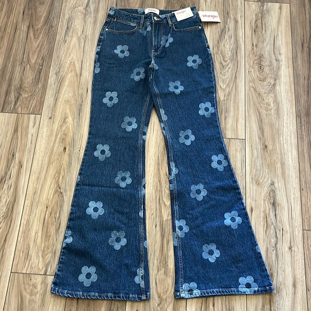 Wrangler Fierce Flare Jeans 27 California Daisy Floral High Rise NWT - Picture 2 of 11